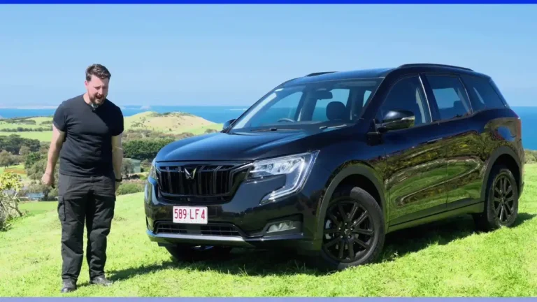 Mahindra XUV700 1